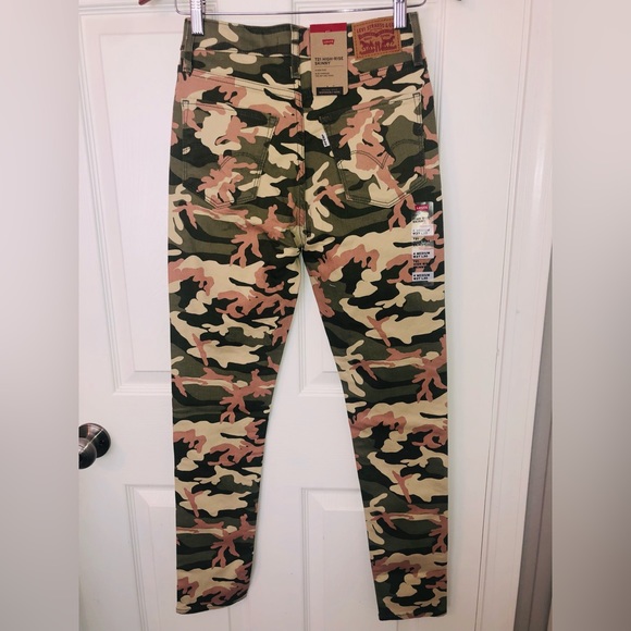 Levi’s 721 High-rise camo skinny jeans - Picture 7 of 8